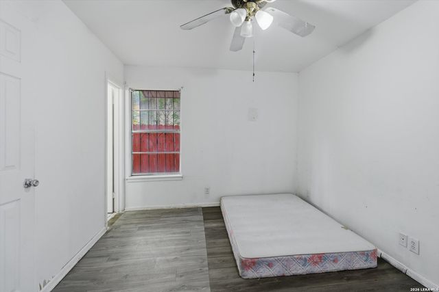 2211 Palomino Dr, San Antonio, TX 78227