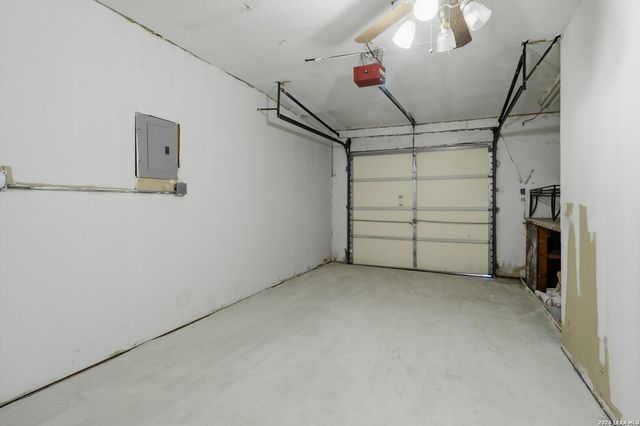 2211 Palomino Dr, San Antonio, TX 78227