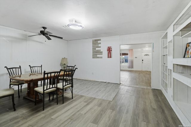 2211 Palomino Dr, San Antonio, TX 78227