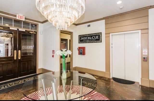 2400 Mccue Road 452, Houston, TX 77056