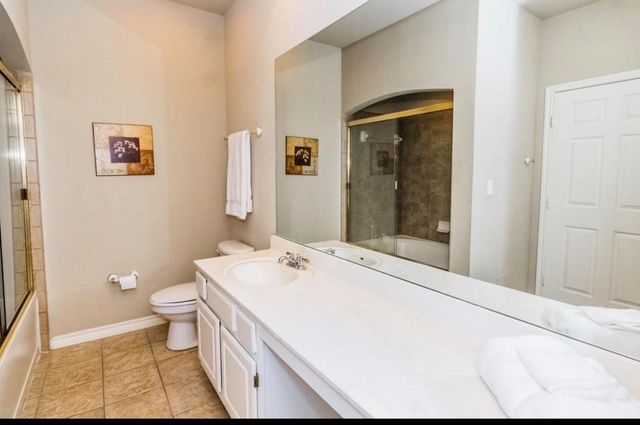 2400 Mccue Road 452, Houston, TX 77056