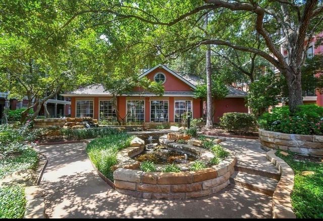 2400 Mccue Road 452, Houston, TX 77056