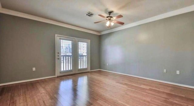 2400 Mccue Road 452, Houston, TX 77056