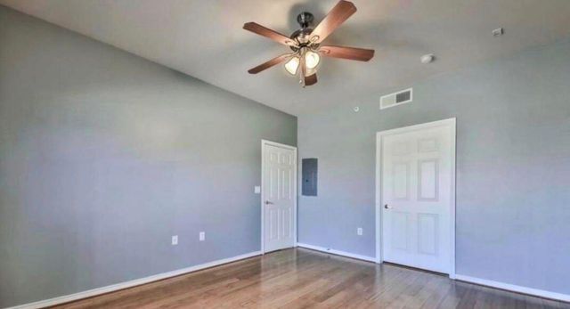 2400 Mccue Road 452, Houston, TX 77056