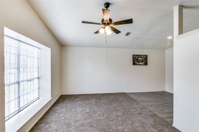 9912 Hustead Street, Dallas, TX 75217