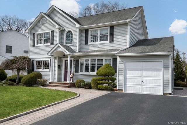3585 Amherst Drive, Wantagh, NY 11793