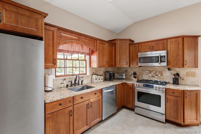 3585 Amherst Drive, Wantagh, NY 11793