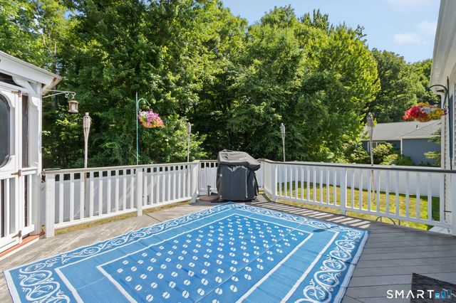 21 Markwood Road, Manchester, CT 06040