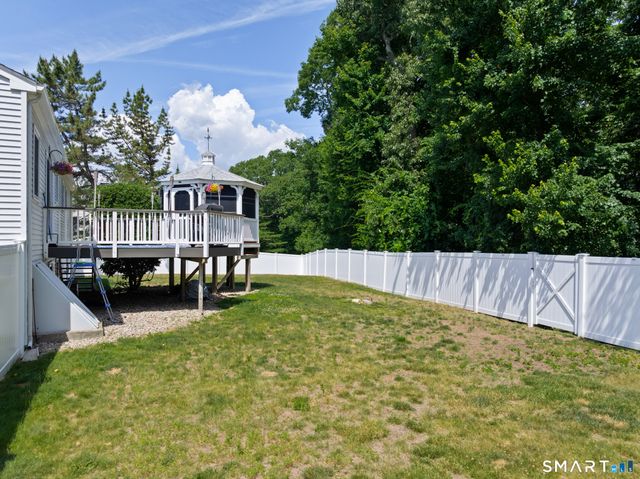 21 Markwood Road, Manchester, CT 06040