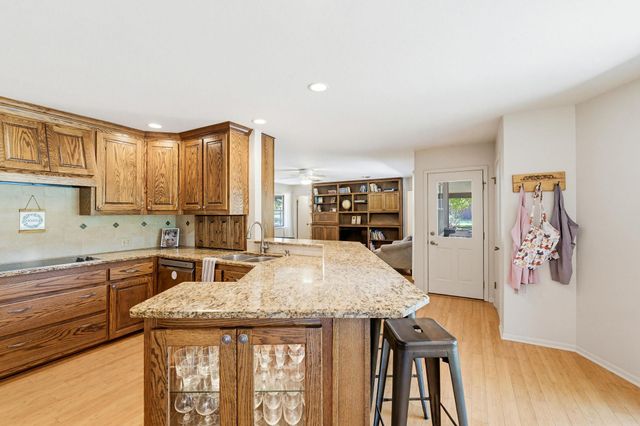 20 Sheppard LN, Lampasas, TX 76550