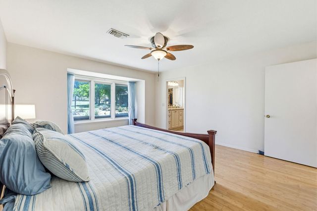 20 Sheppard LN, Lampasas, TX 76550
