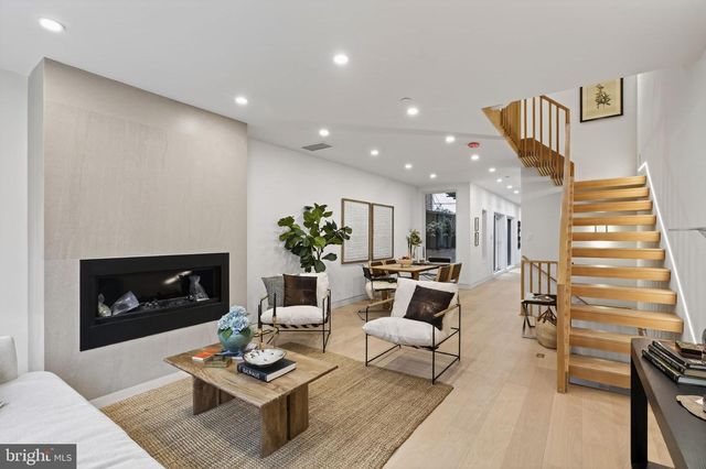 1923 MANNING ST, Philadelphia, PA 19103