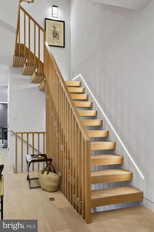 Image 19 of property listing at 1923 MANNING ST, Philadelphia, PA 19103