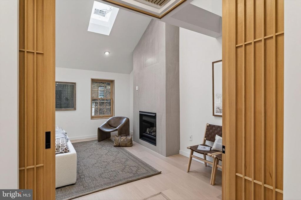 Image 22 of property listing at 1923 MANNING ST, Philadelphia, PA 19103