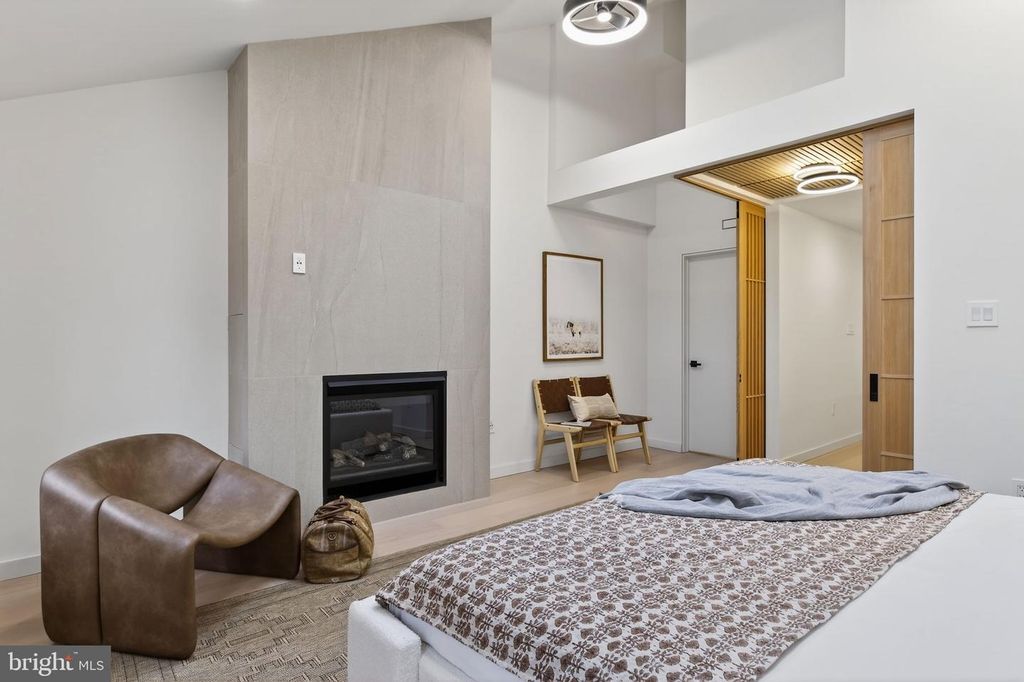 Image 23 of property listing at 1923 MANNING ST, Philadelphia, PA 19103