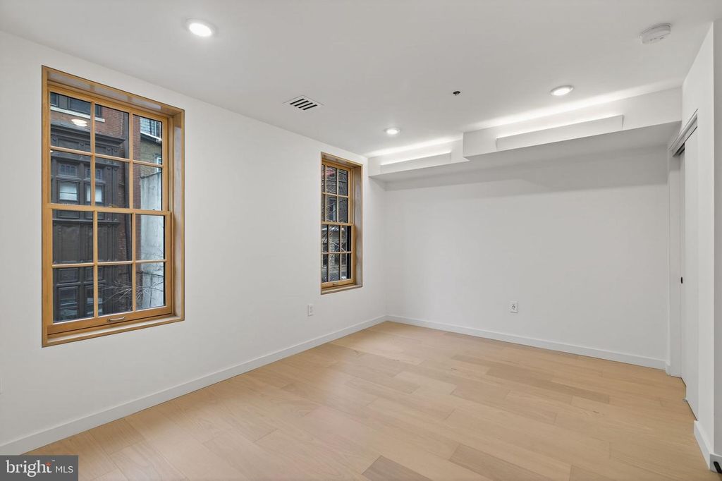 Image 31 of property listing at 1923 MANNING ST, Philadelphia, PA 19103