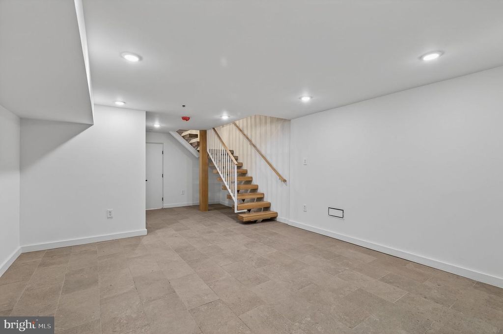 Image 40 of property listing at 1923 MANNING ST, Philadelphia, PA 19103