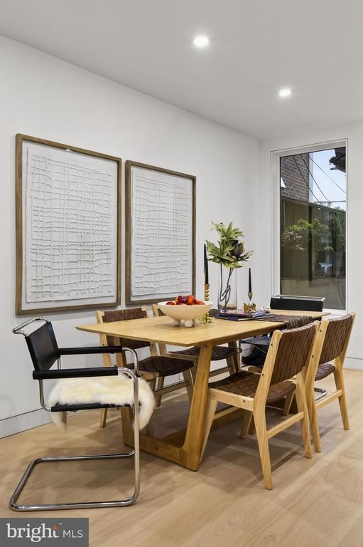 Image 8 of property listing at 1923 MANNING ST, Philadelphia, PA 19103