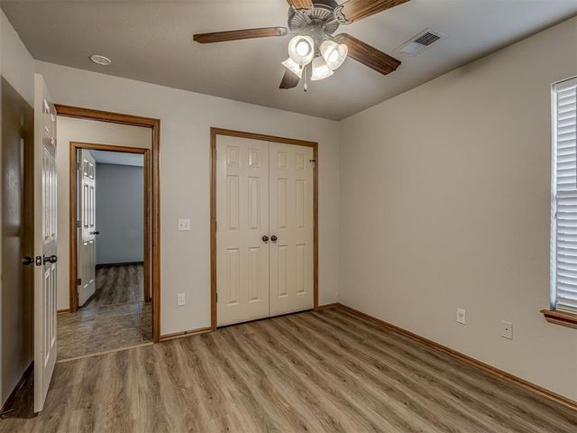 3800 Kensington Drive, Moore, OK 73160