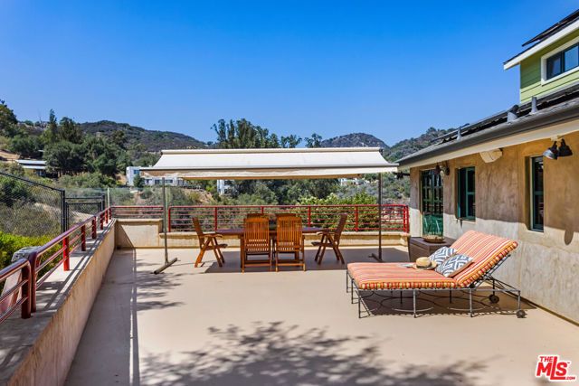 635 Greenleaf Canyon Boulevard, Topanga (los Angeles), CA 90290