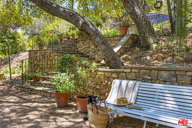 635 Greenleaf Canyon Boulevard, Topanga (los Angeles), CA 90290