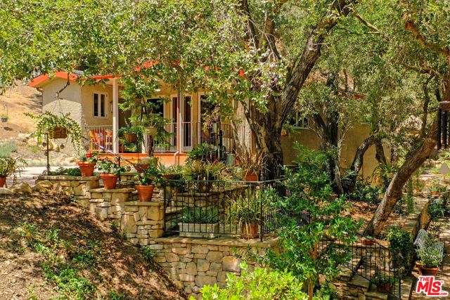 635 Greenleaf Canyon Boulevard, Topanga (los Angeles), CA 90290