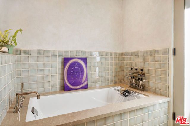635 Greenleaf Canyon Boulevard, Topanga (los Angeles), CA 90290