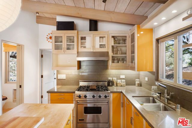 635 Greenleaf Canyon Boulevard, Topanga (los Angeles), CA 90290