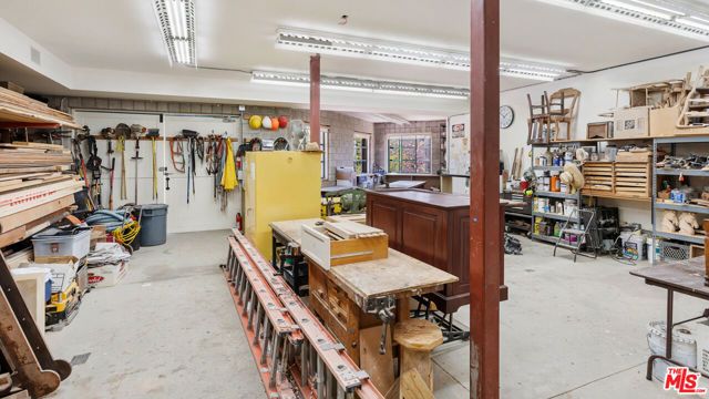 635 Greenleaf Canyon Boulevard, Topanga (los Angeles), CA 90290