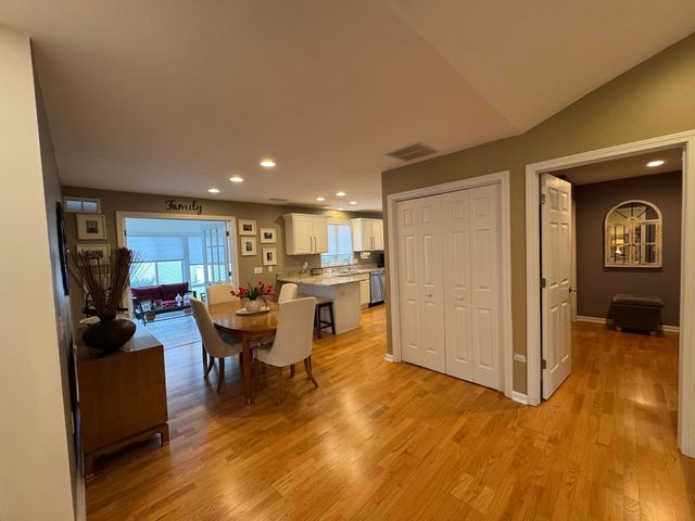 31 Dunbar Drive, Easton, MA 02356