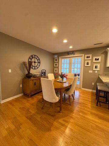 31 Dunbar Drive, Easton, MA 02356