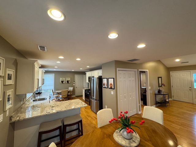 31 Dunbar Drive, Easton, MA 02356