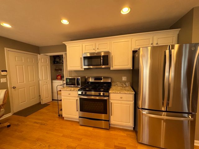 31 Dunbar Drive, Easton, MA 02356