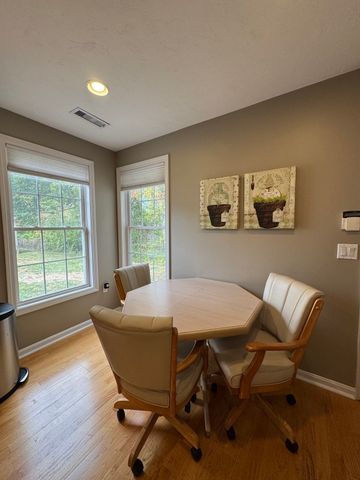 31 Dunbar Drive, Easton, MA 02356