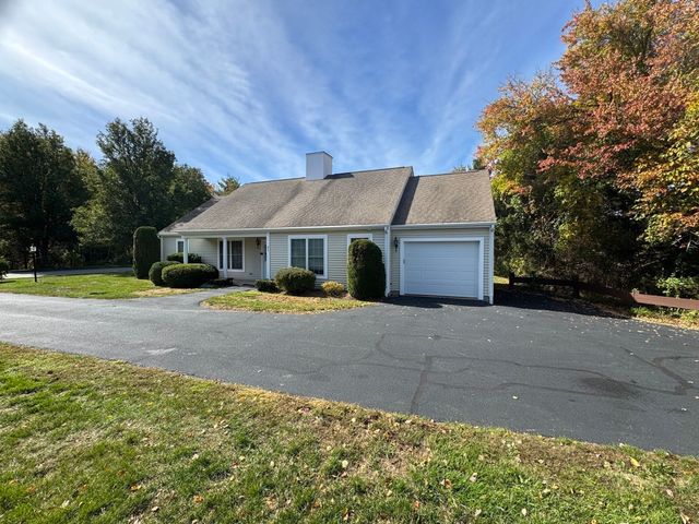 31 Dunbar Drive, Easton, MA 02356