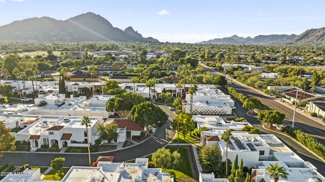 7161 E MCDONALD Drive, Paradise Valley, AZ 85253