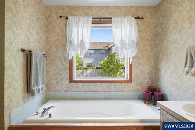 4753 NW Virginia Pl, Corvallis, OR 97330