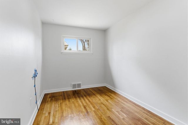 110 WARREN ST, Willow Grove, PA 19090