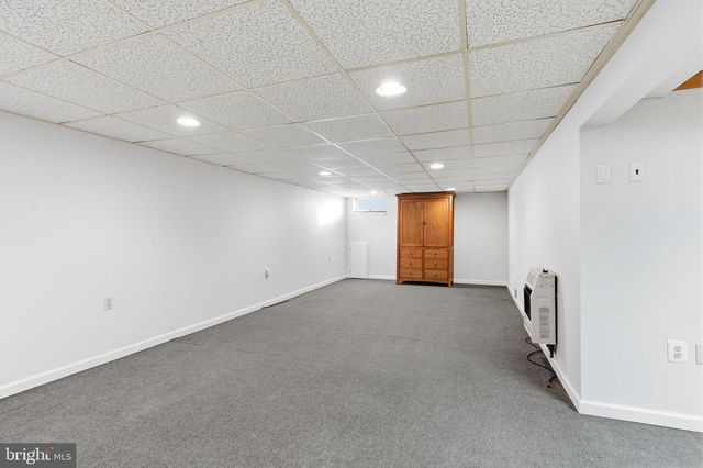 110 WARREN ST, Willow Grove, PA 19090