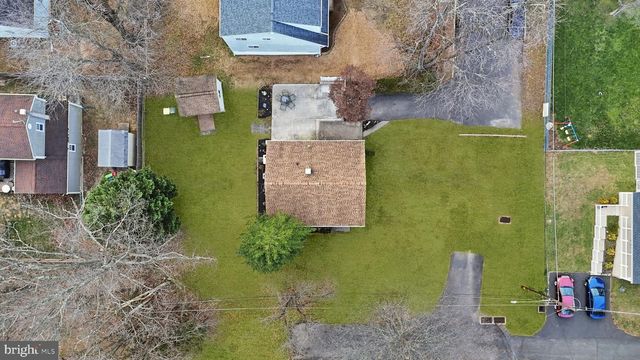 110 WARREN ST, Willow Grove, PA 19090