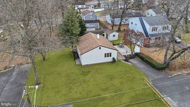 110 WARREN ST, Willow Grove, PA 19090