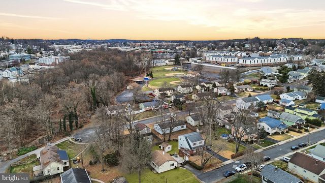 110 WARREN ST, Willow Grove, PA 19090