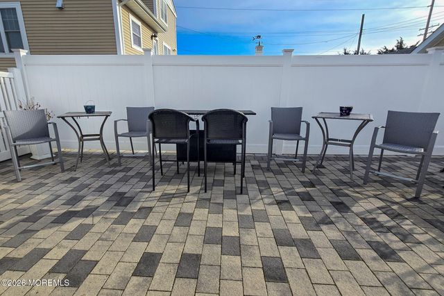 116 Newark Avenue, Lavallette, NJ 08735