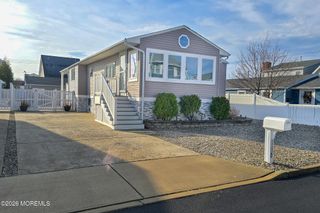 116 Newark Avenue, Lavallette, NJ 08735