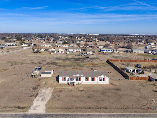 3144 Shady Creek Circle, Red Oak, TX 75154