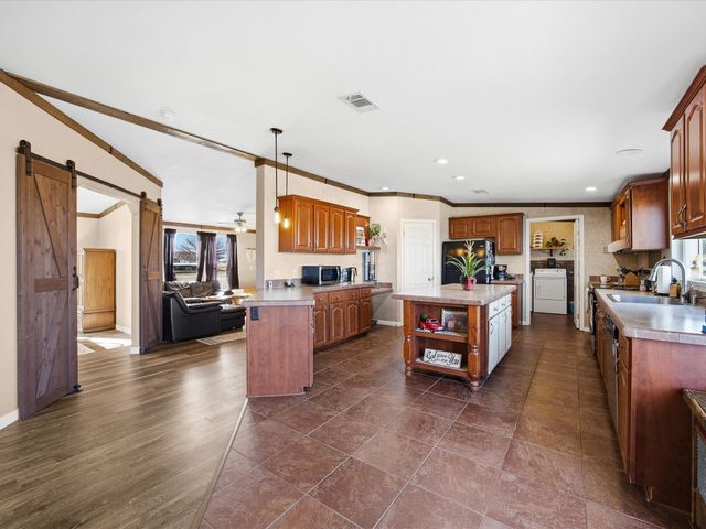 3144 Shady Creek Circle, Red Oak, TX 75154