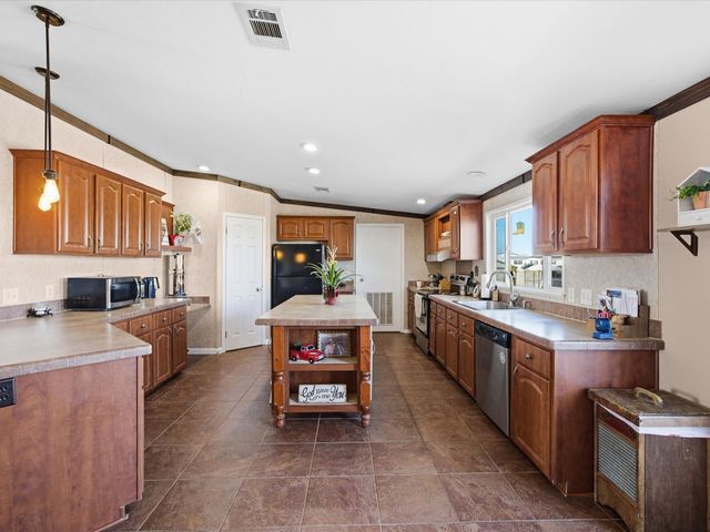 3144 Shady Creek Circle, Red Oak, TX 75154