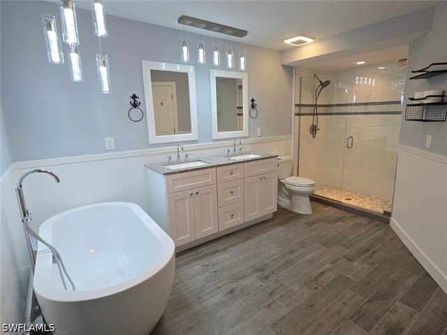 11620 Isle Of Palms DR, Fort Myers Beach, FL 33931