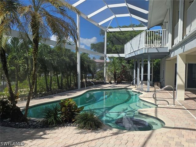 11620 Isle Of Palms DR, Fort Myers Beach, FL 33931