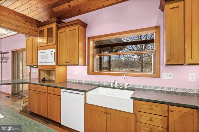 374 SORBIE LN, Mineral, VA 23117